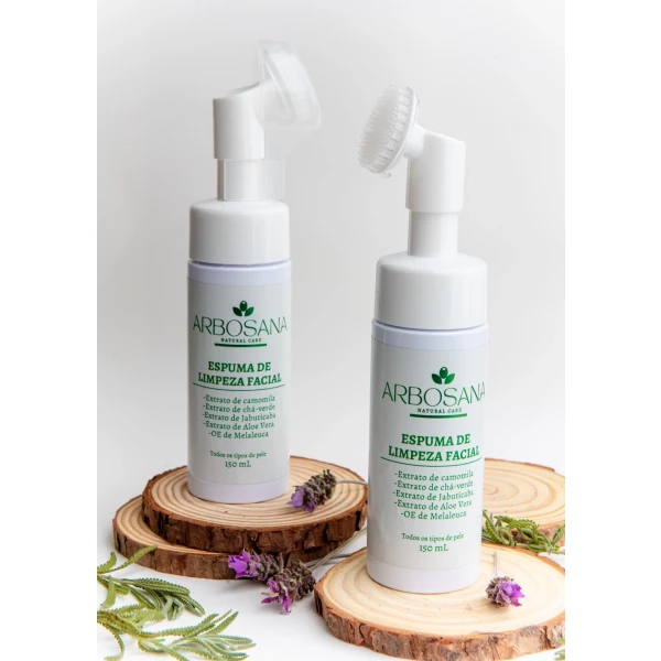 Espuma de Limpeza Facial com Escova Massageadora - 150 mL
